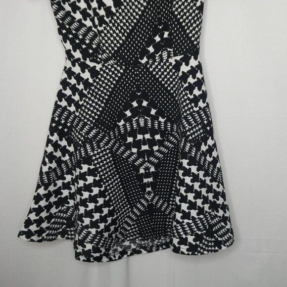 Freebird Houndstooth Multi Cutout Back Mini Dress - Picture 4 of 12